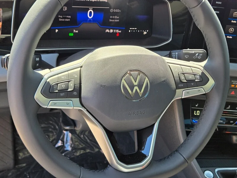 New 2026 Blue Volkswagen 1.5T SE image 10