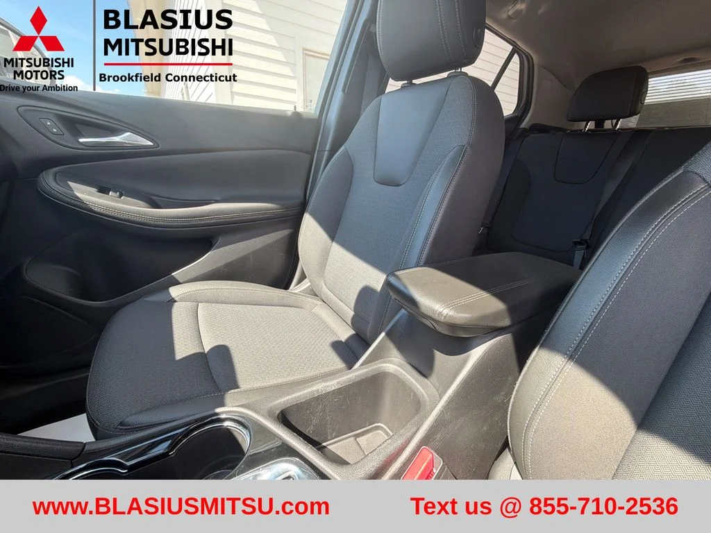 Used 2024 White Buick Preferred image 25