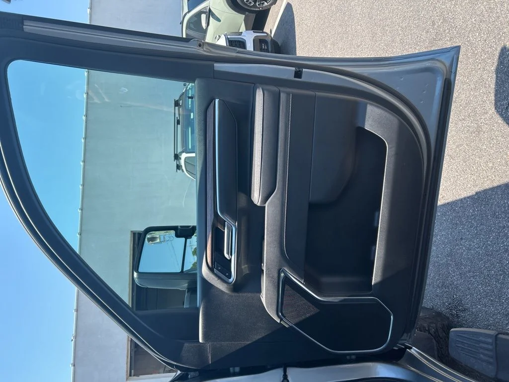 Used 2025 Gray Chevrolet LT image 20