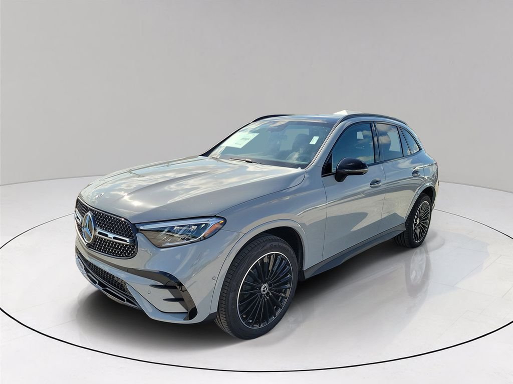 New 2027 MANUFAKTUR Alpine Grey Mercedes-Benz GLC 300 image 3