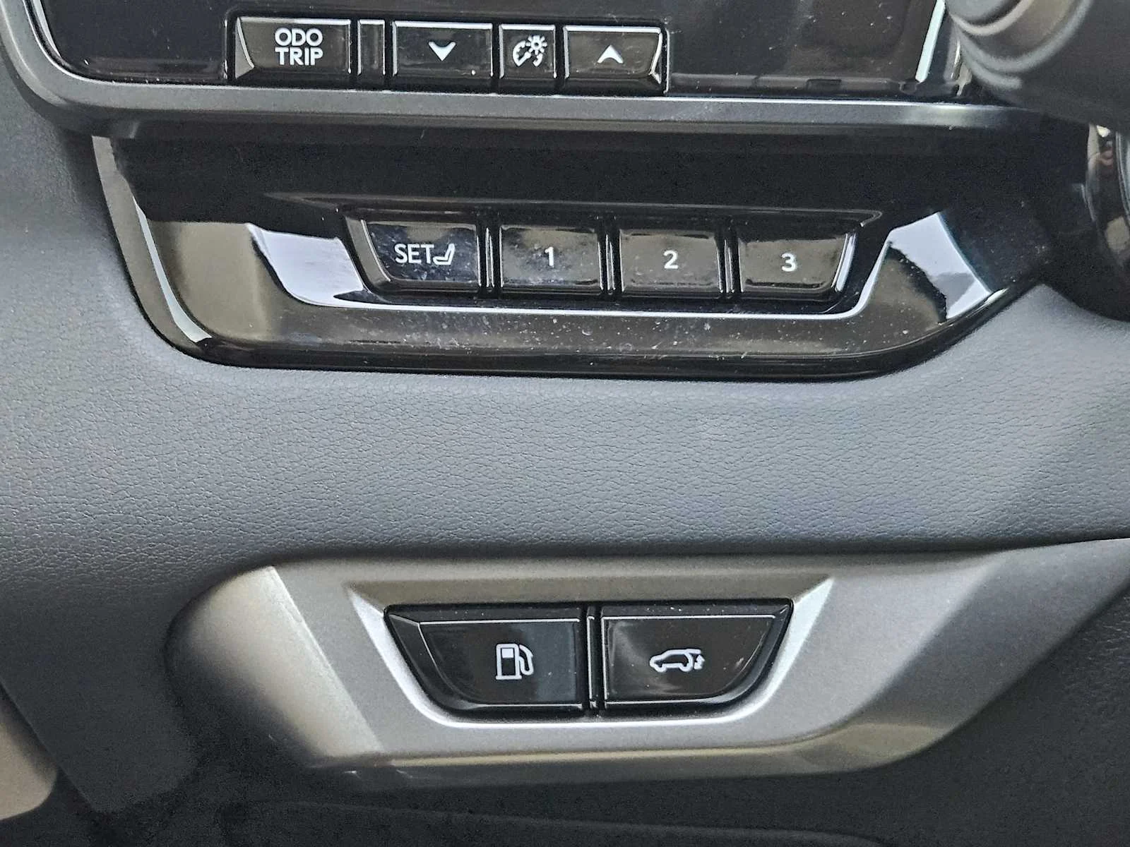Certified Used 2024 EMINENT WHITE PEARL Lexus Premium Plus image 17