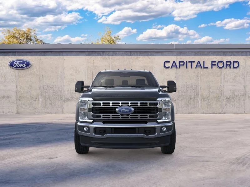 2025 Ford F-600 Super Duty Chassis Cab XL - Photo 34
