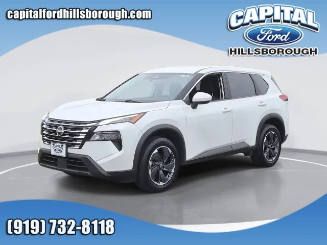 Used 2025 White Nissan SV image 1