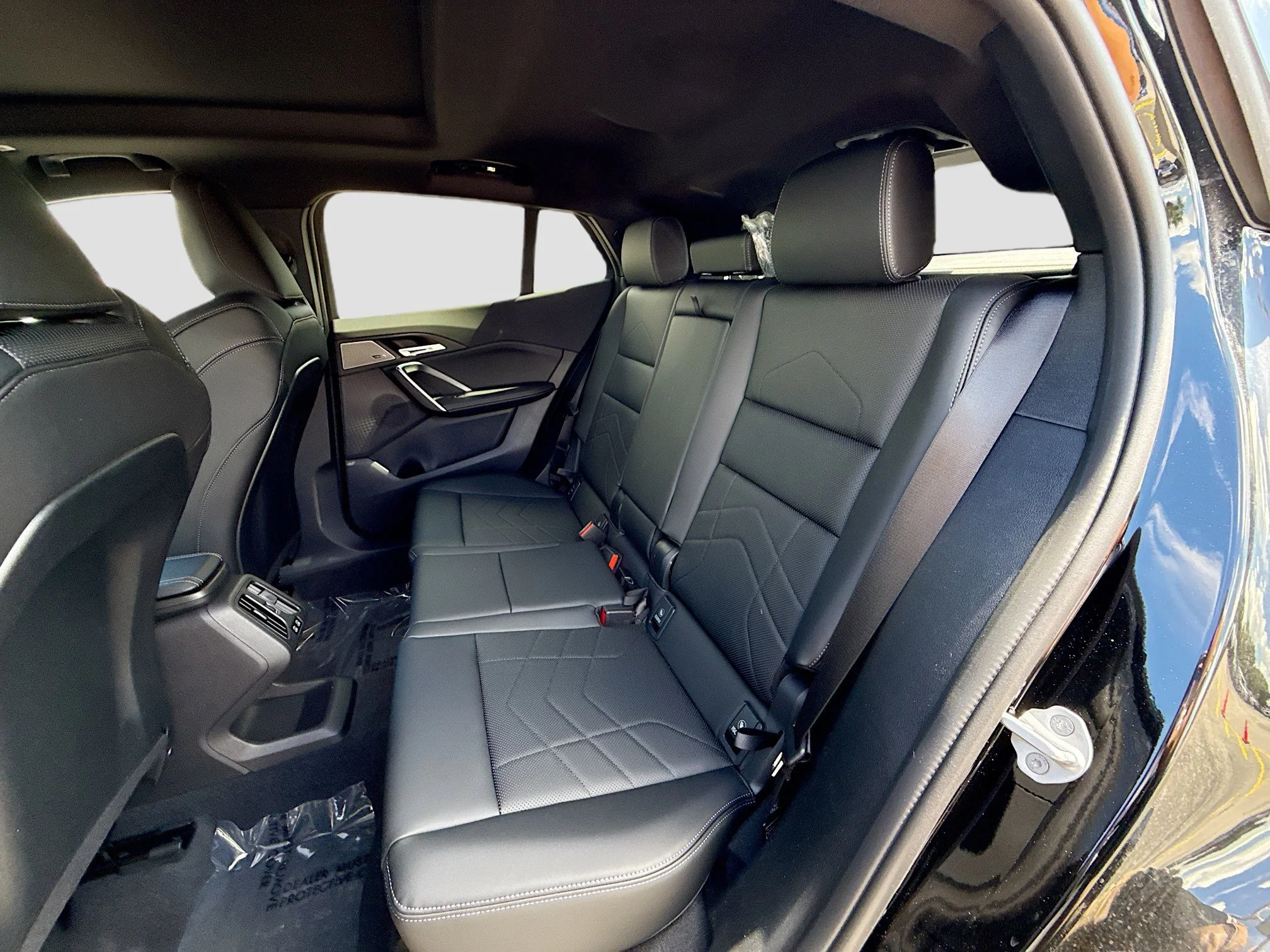 New 2026 Black Sapphire Metallic BMW xDrive28i image 20