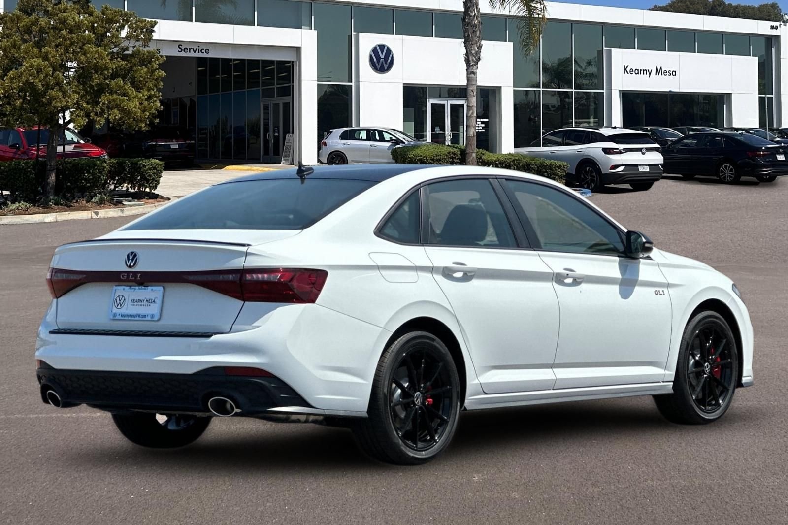 New 2026 Pure White Volkswagen 2.0T Autobahn image 4