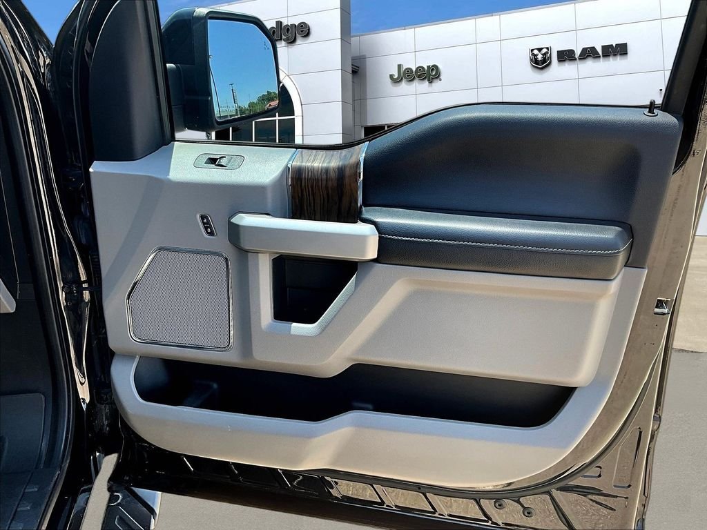 Used 2020 Black Ford Lariat image 30