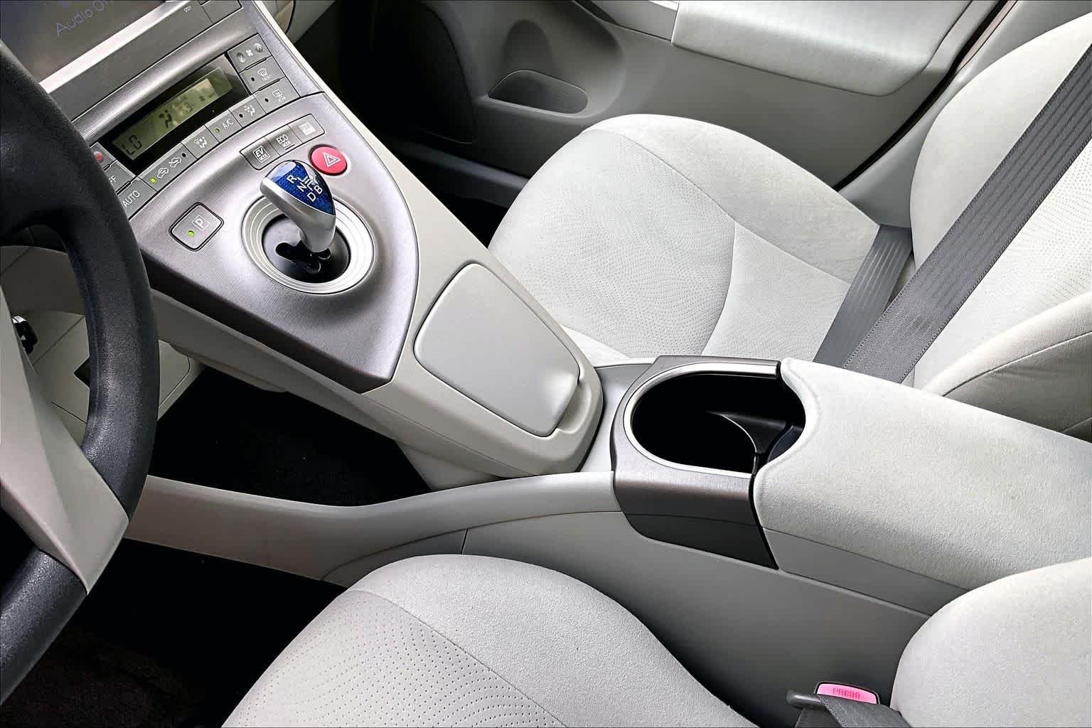 Used 2013 Classic Silver Metallic Toyota Two image 17