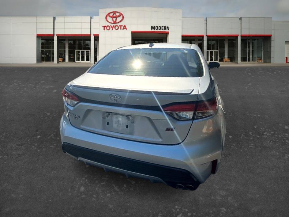Used 2022 Classic Silver Metallic Toyota SE image 25