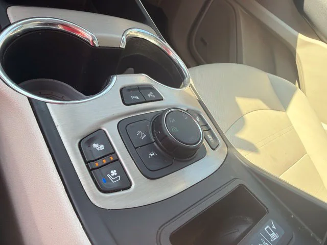 Used 2023 Summit White GMC Denali image 17