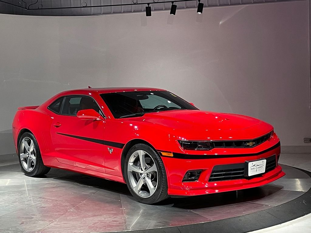 Used 2015 Red Chevrolet SS image 7