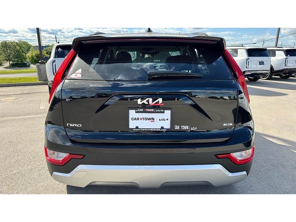 New 2026 Aurora Black Pearl Kia EX image 5