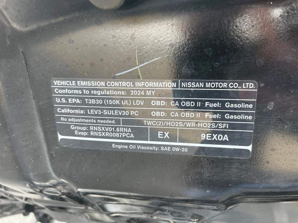Used 2024 Super Black Nissan SR image 31