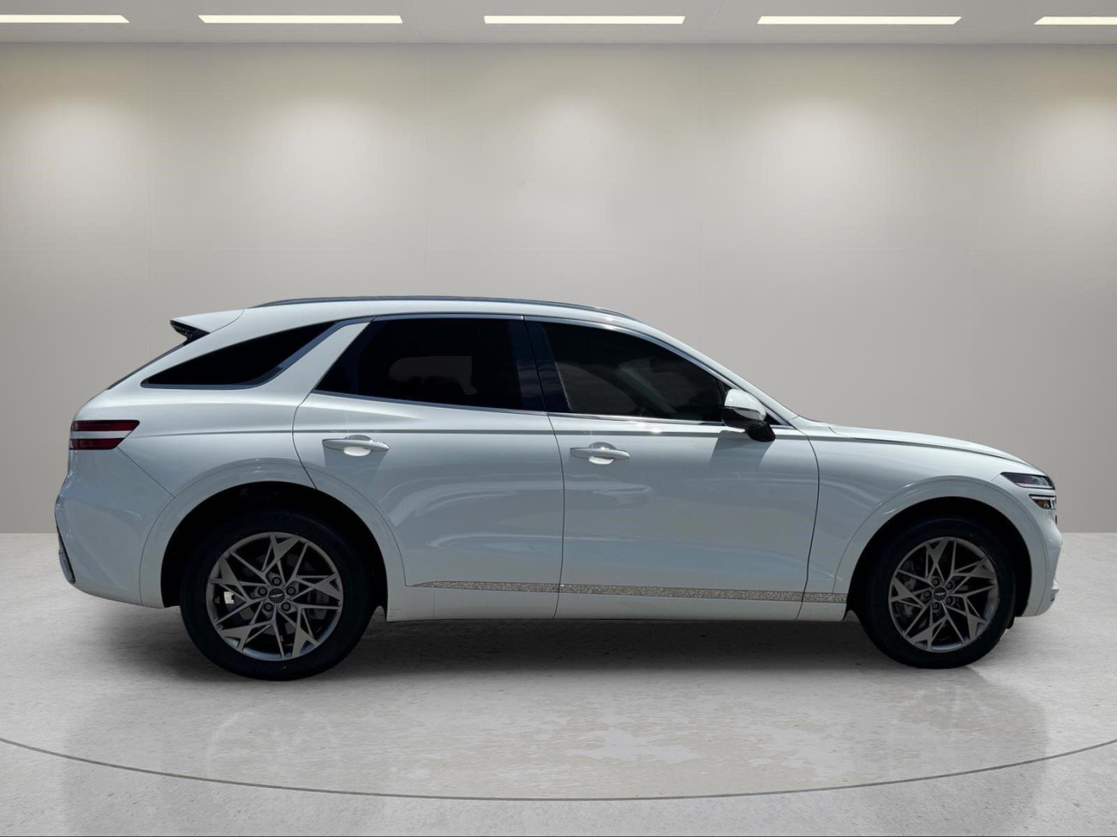 2024 GENESIS GV70 Standard - Photo 6