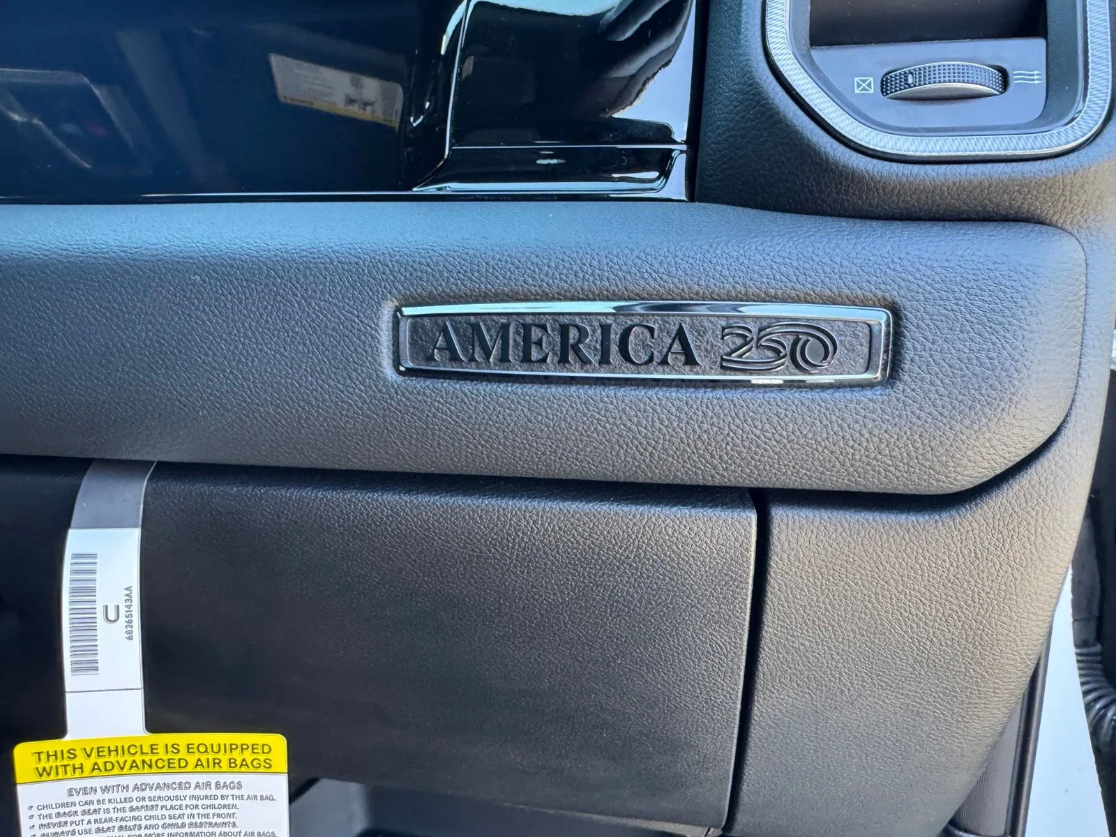 New 2026 Bright White Clear-Coat Exterior Paint RAM Rebel image 47