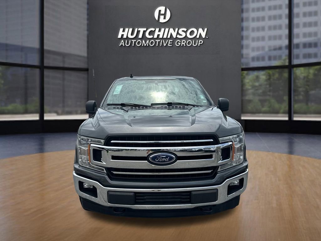 Used 2020  Ford XL image 2