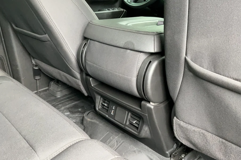 Used 2025 Black Chevrolet Custom image 22