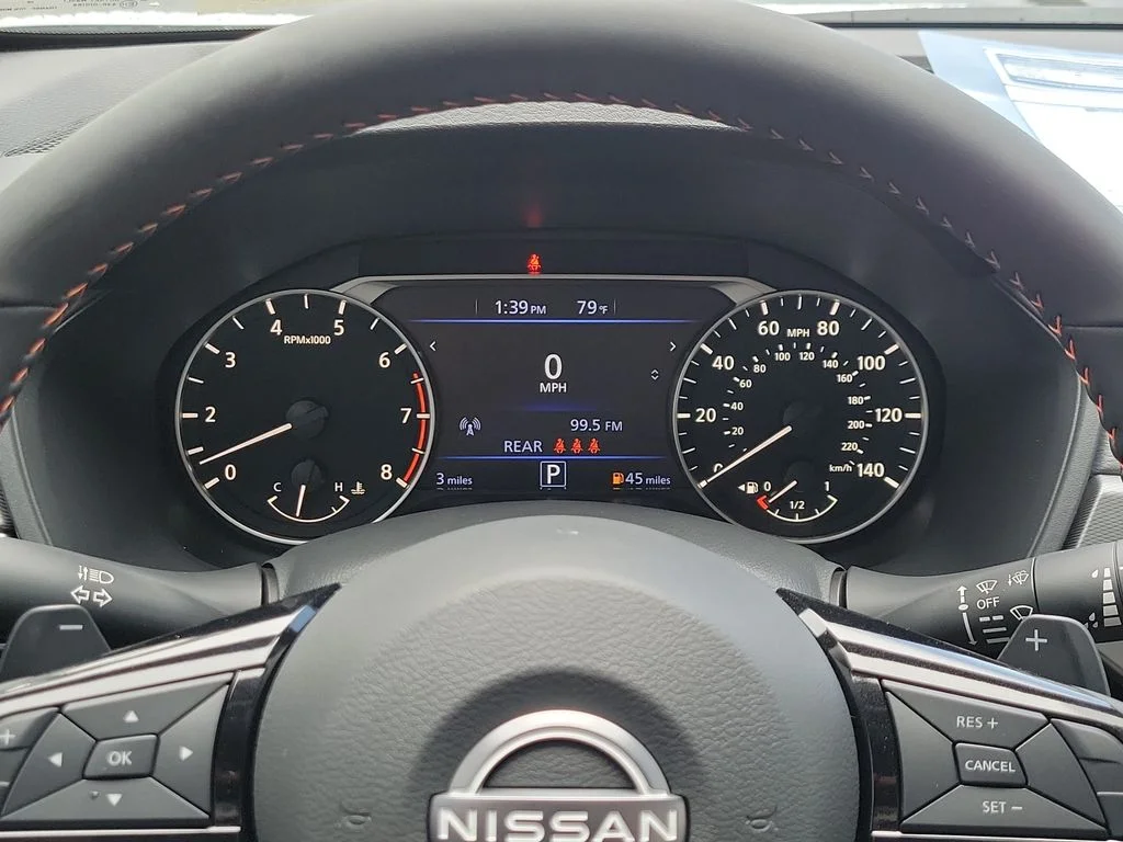 New 2026 White Nissan 2.5 SR image 27