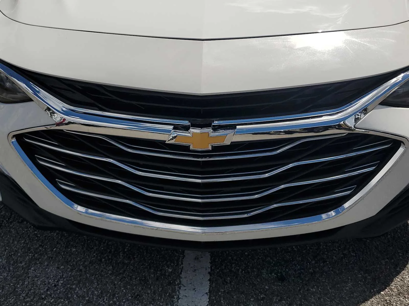 Used 2024 Summit White Chevrolet FL image 11