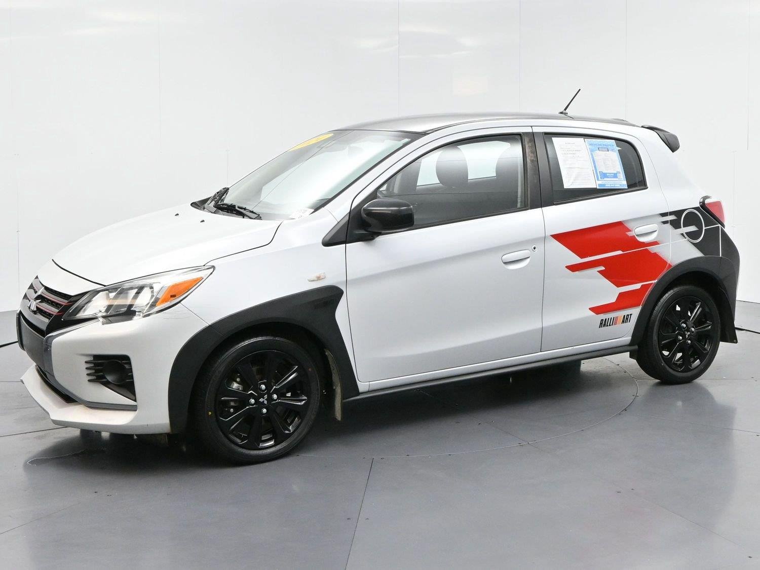 Used 2024 White Diamond w/Black Roof Mitsubishi Ralliart image 3