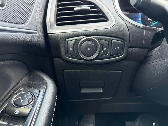 Used 2017 Red Ford Titanium image 18