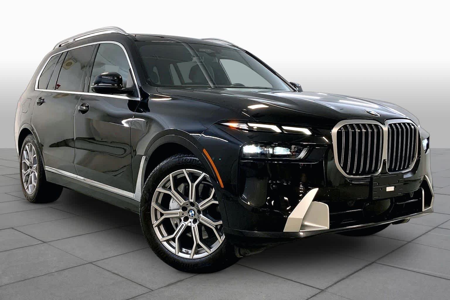 Used 2024 BMW X7 40i with VIN 5UX23EM04R9S34981 for sale in Kansas City