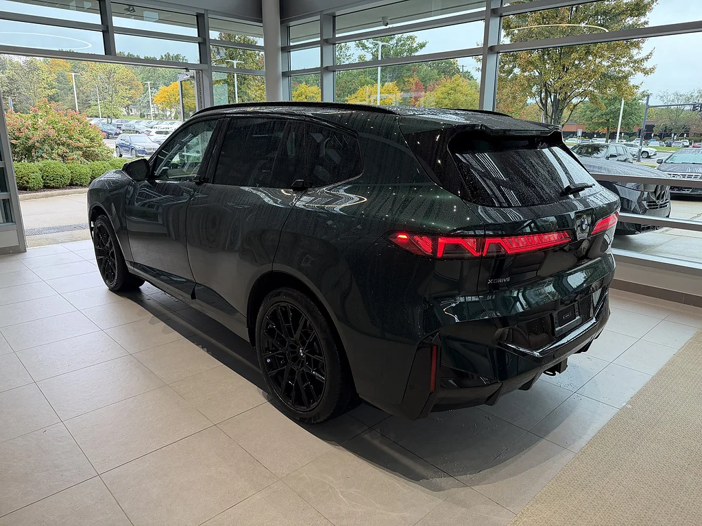 New 2027  BMW 40 xDrive image 4