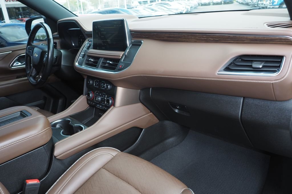 Used 2022 Black Chevrolet High Country image 24