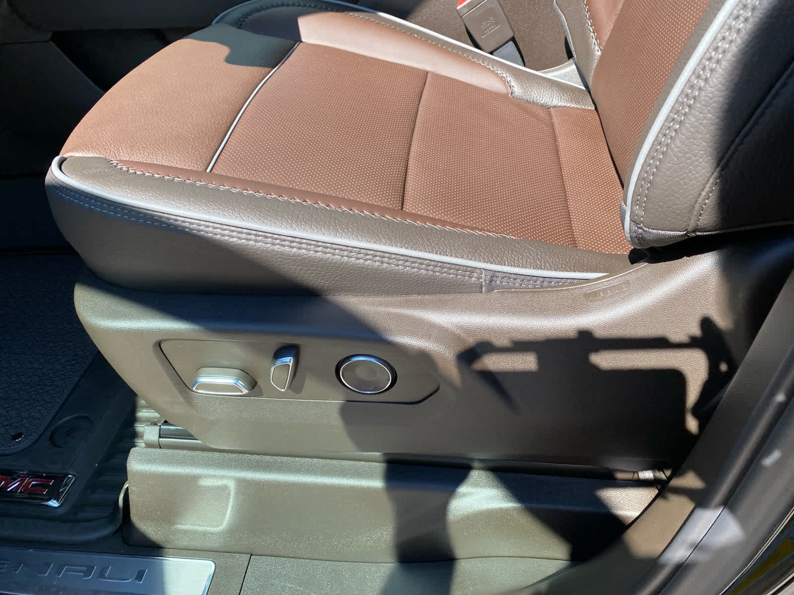 2026 GMC Sierra 1500 Denali - Photo 11