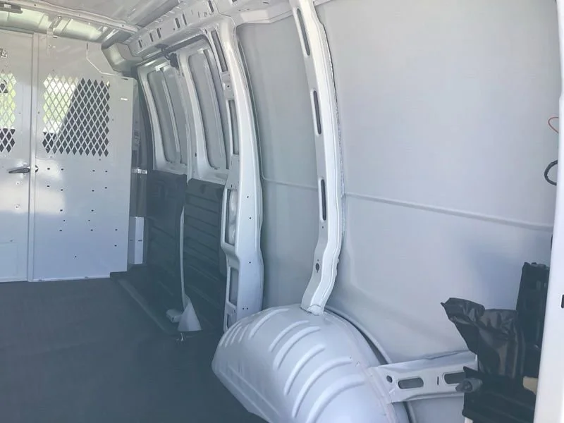 2026 Chevrolet Express Cargo Work Van - Photo 15