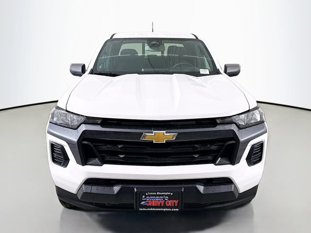 New 2026 Summit White Chevrolet LT image 2