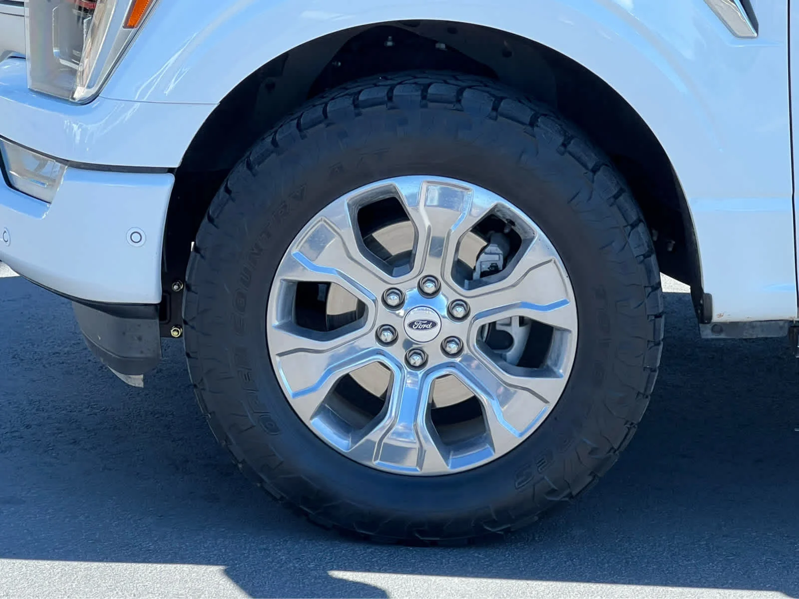 Used 2021 Star White Metallic Tri-Coat Ford Platinum image 13