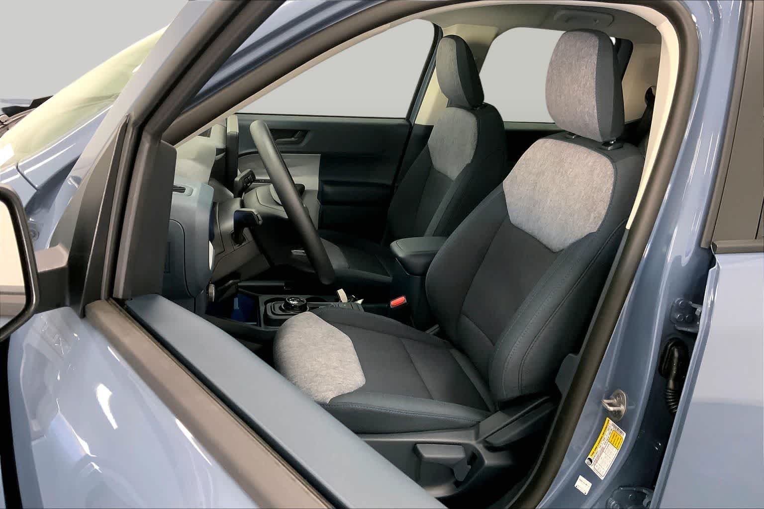 New 2026 Azure Gray Metallic Tri-Coat Ford XLT image 8