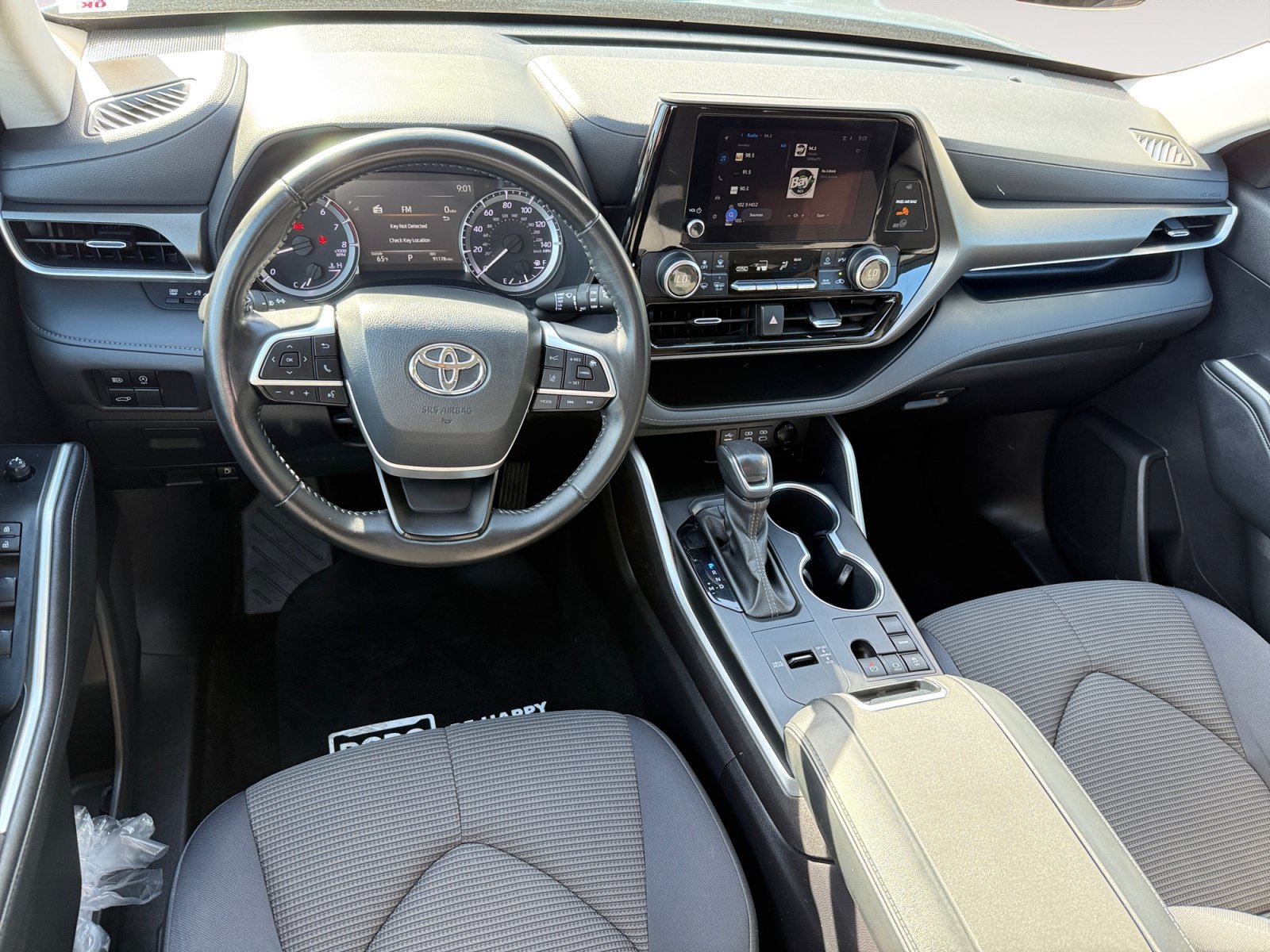 Used 2023 Moon Dust Toyota LE image 15