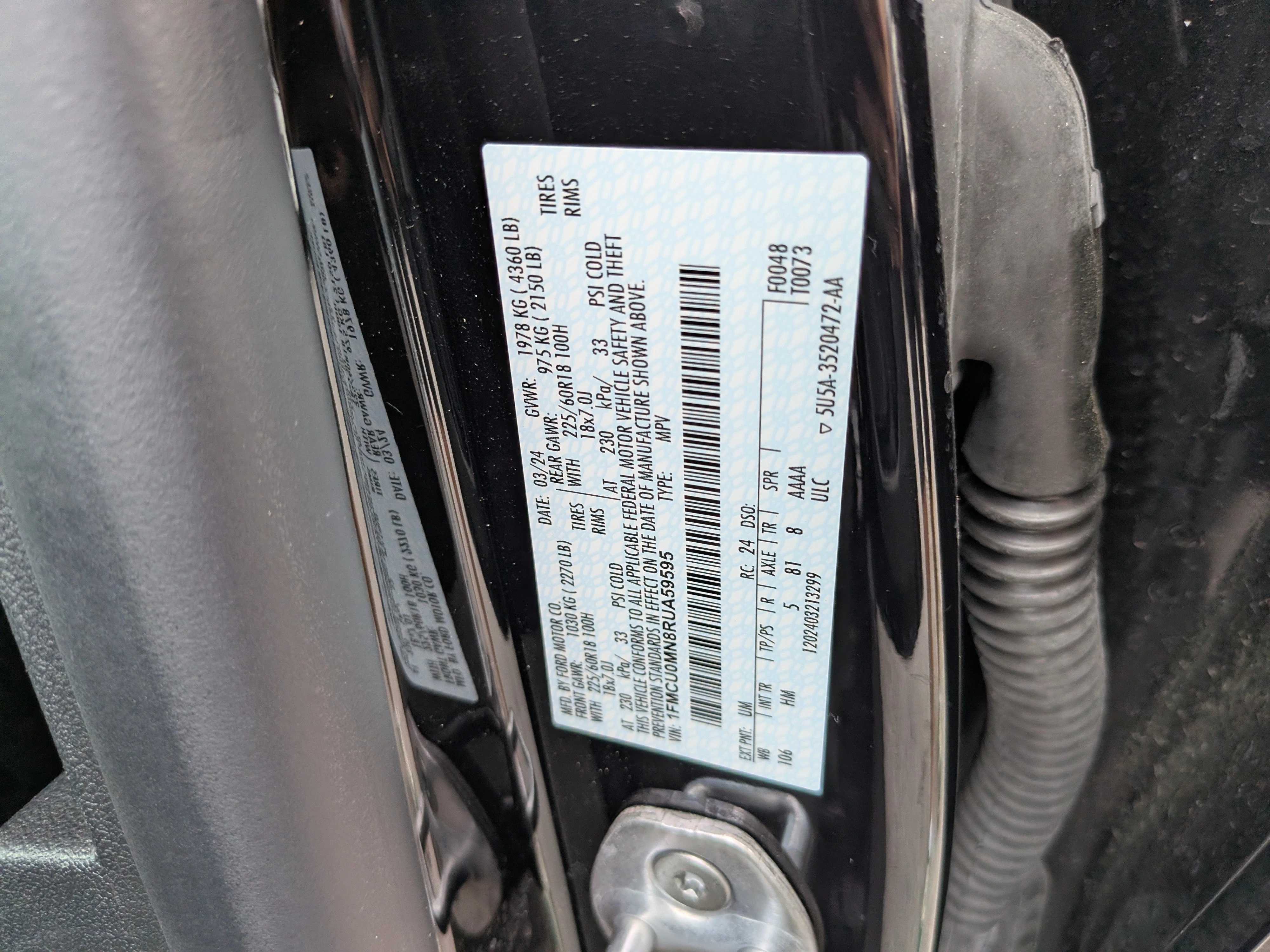 Used 2024 Agate Black Metallic Ford ST-Line image 33