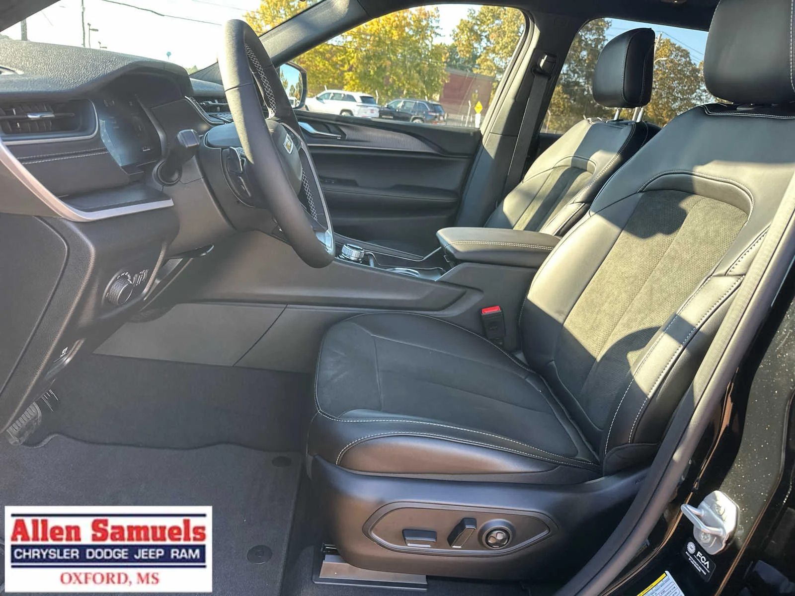 2025 Jeep Grand Cherokee L Altitude - Photo 9