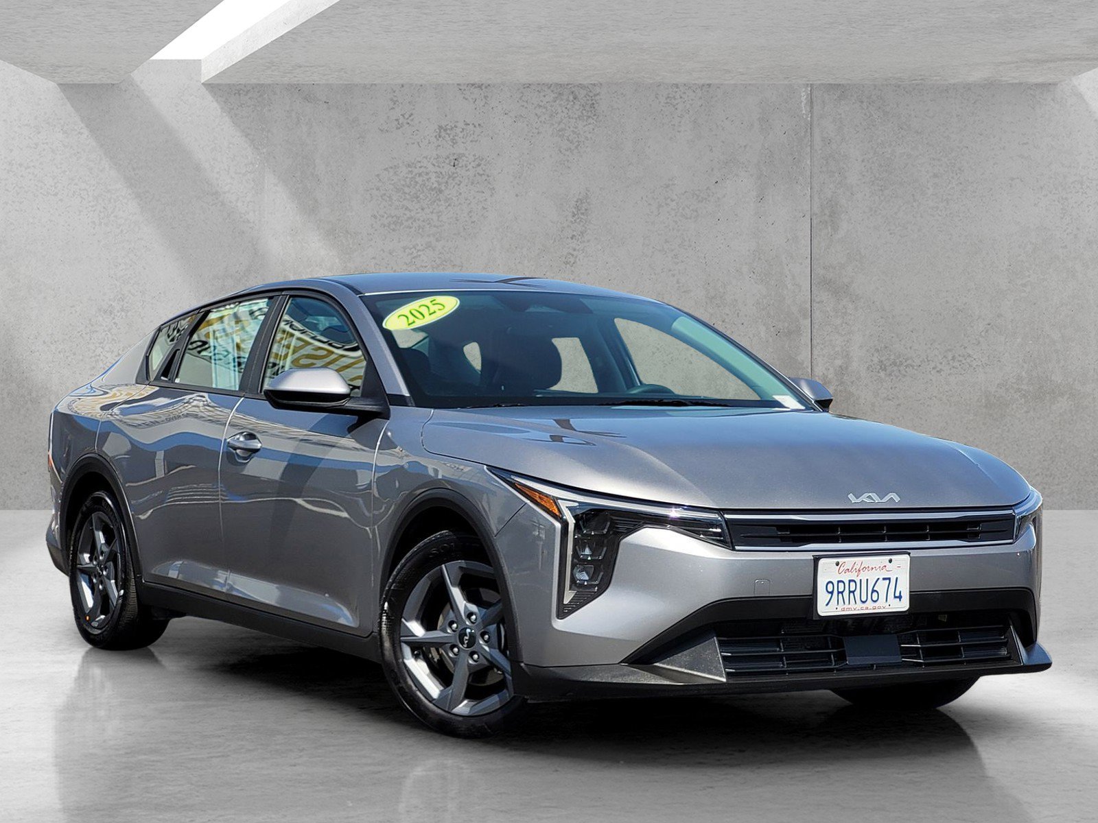 2025 Kia K4 LXS AT's photo