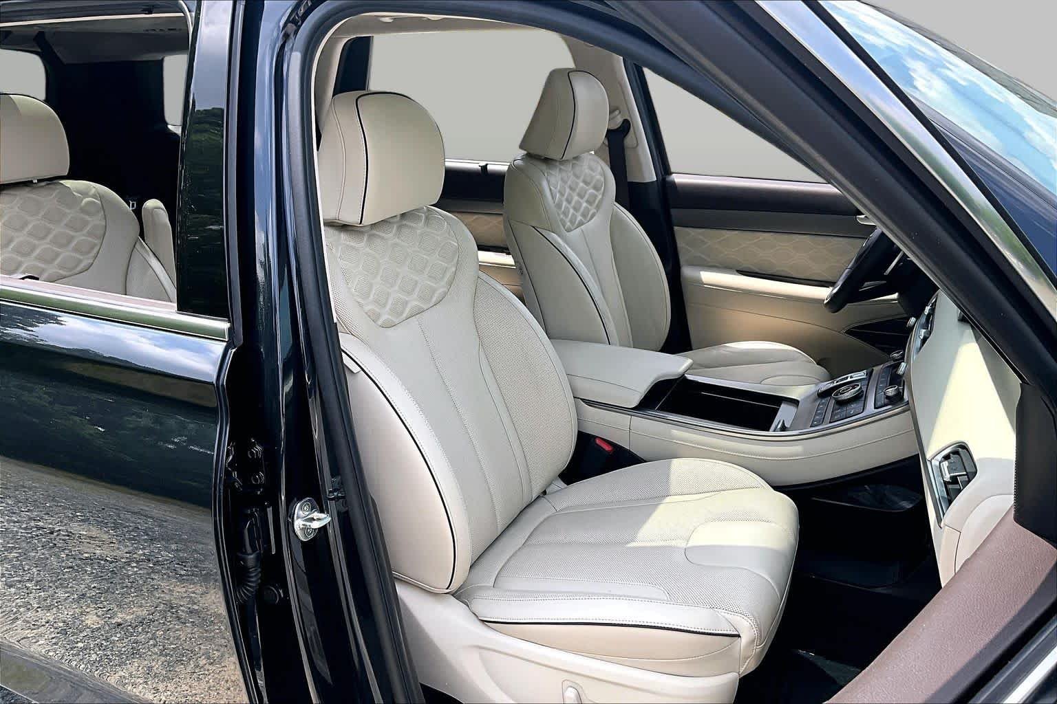 Used 2020 Moonlight Cloud Hyundai Limited image 9