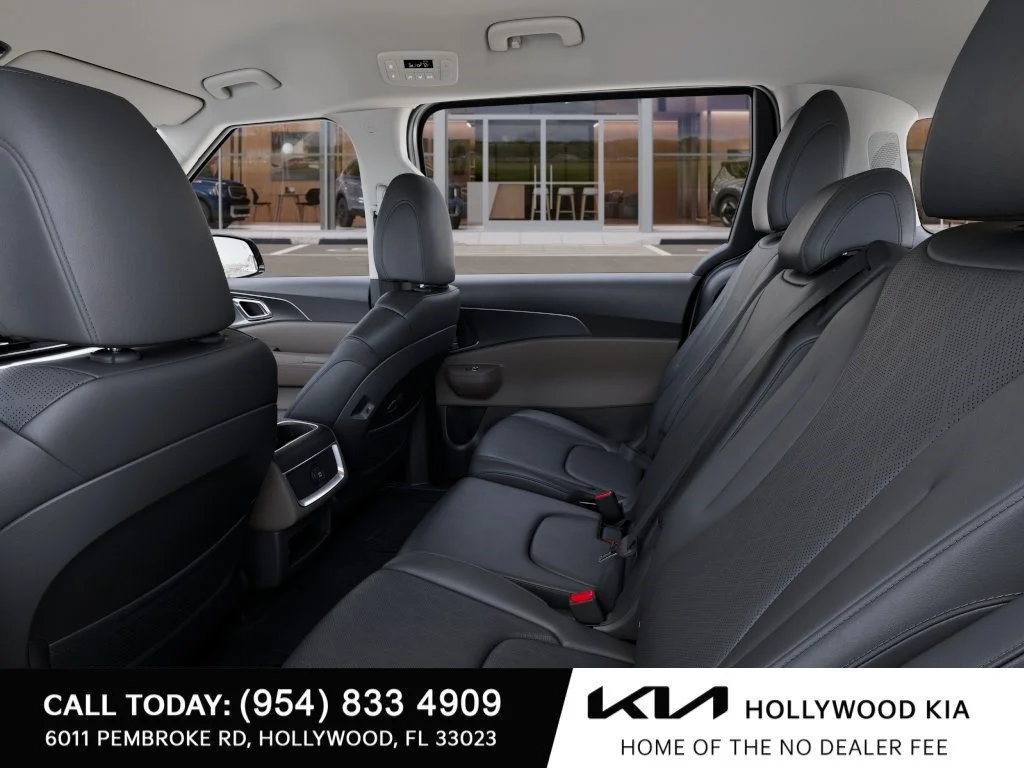New 2027 Ceramic Silver Kia LXS image 18