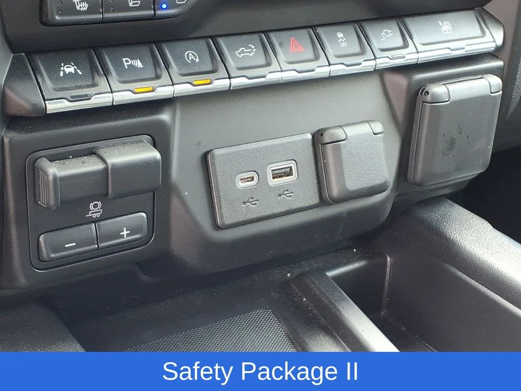 Certified Used 2021 Black Chevrolet High Country image 12
