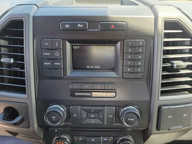 Used 2017 Oxford White Ford XL image 16