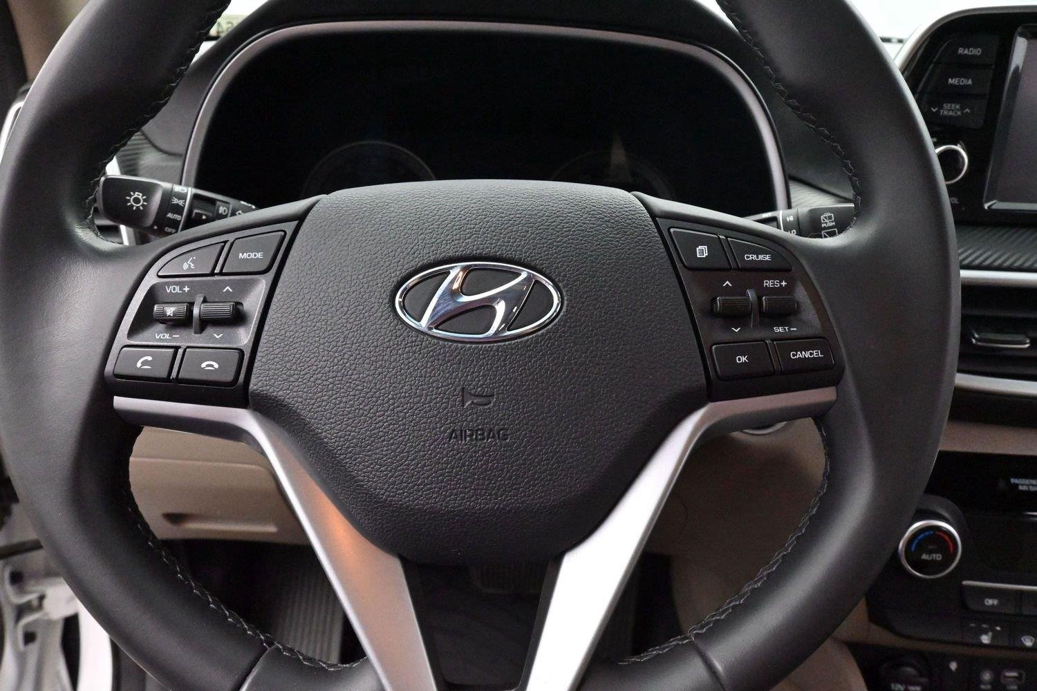 Used 2021 White Cream Hyundai Sport image 17