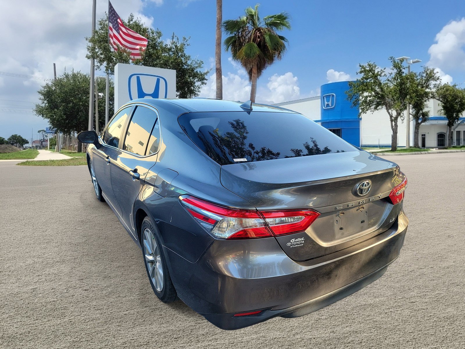 Used 2019 Predawn Gray Mica Toyota LE image 5