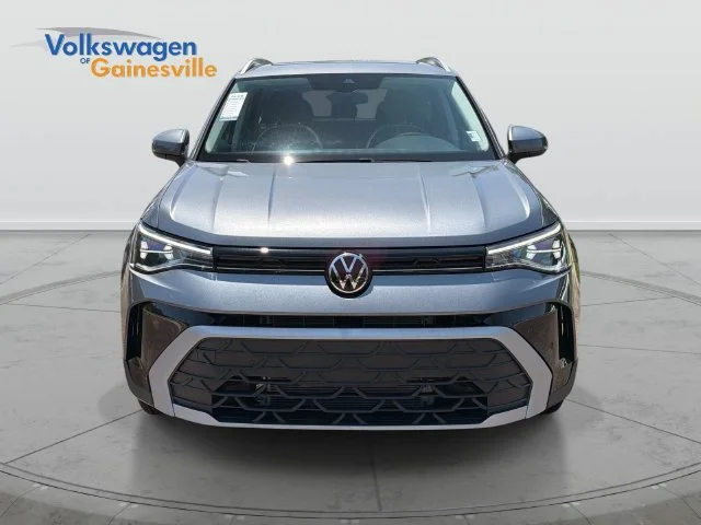 New 2026 Platinum Gray Metallic Volkswagen SE image 9