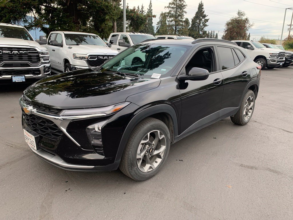 Pre-Owned 2025 Chevrolet Trax LT 4D Sport Utility in Gresham
