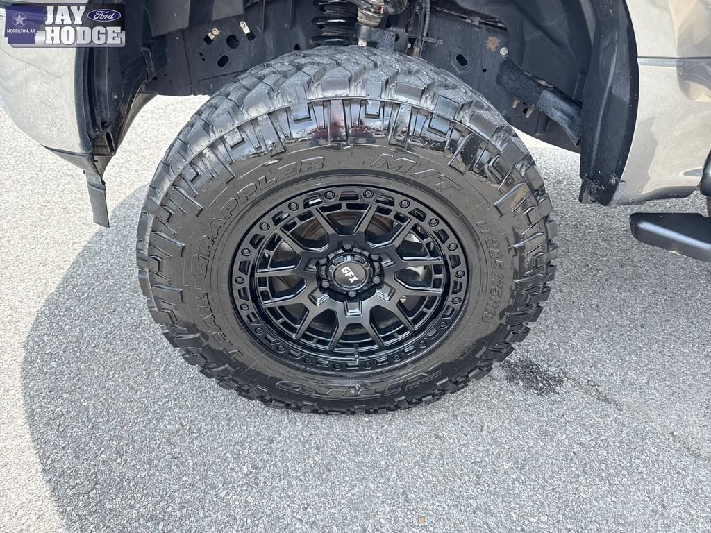 Used 2019 Gray Ford XLT image 26