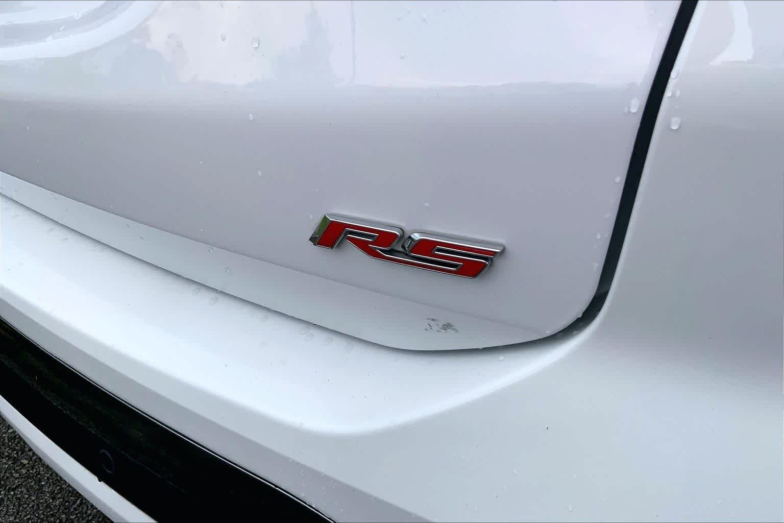 Used 2023 Summit White Chevrolet RS image 10