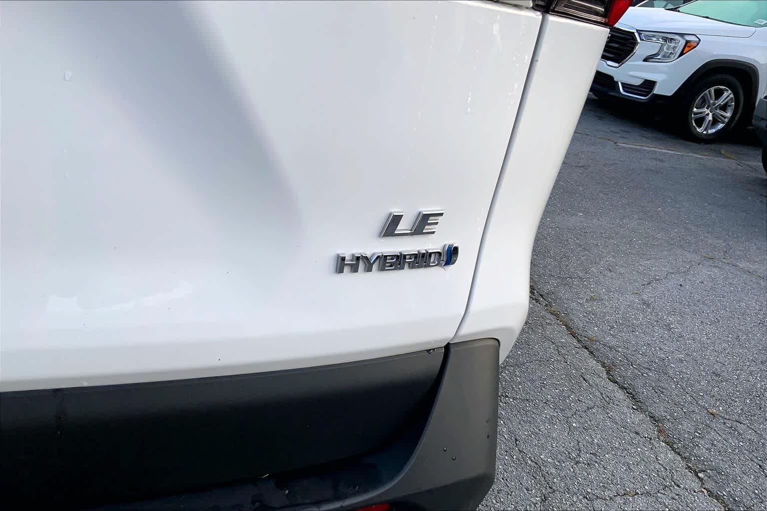 Certified Used 2024 Ice Cap Toyota Hybrid LE image 10
