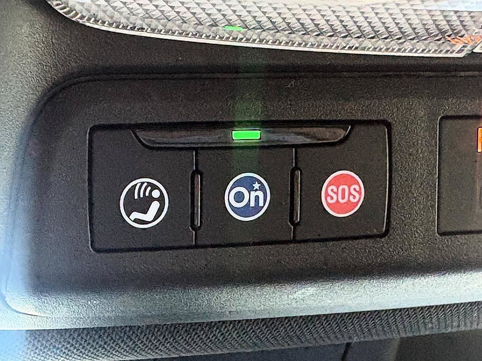 Used 2025 Cacti Green Chevrolet ACTIV image 25