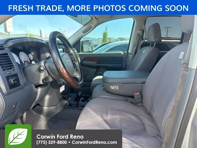 Used 2006 Silver Dodge SLT image 9