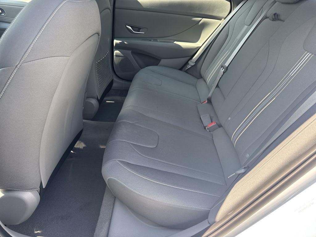 New 2026 White Hyundai SEL Sport Premium image 19